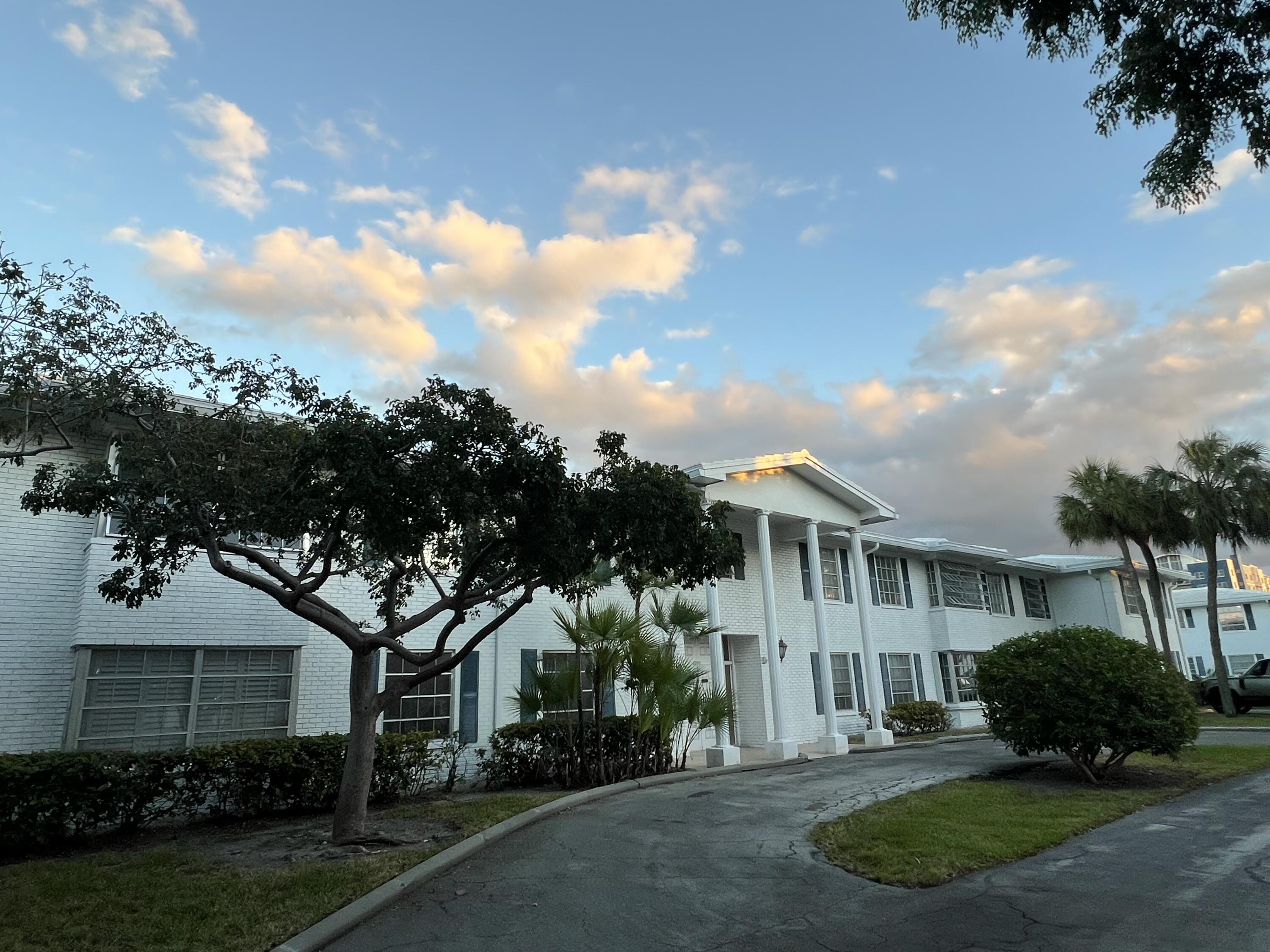 6800 NE 22nd Way #2121 - 6800 NE 22nd Way #2121, Fort Lauderdale, FL 33308 Luxury Property | Jose Angel Pina