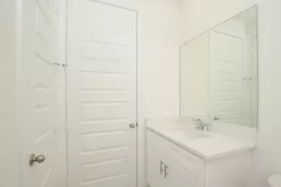 6312 NW Cloverdale Ave, Port Saint Lucie, FL 34987 - Photo 17