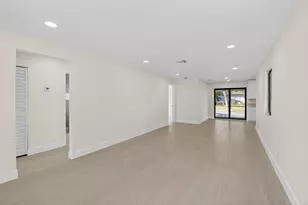 122 SW 9th Ave, Delray Beach, FL 33444 - Photo 9
