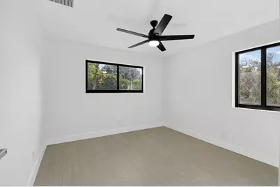 122 SW 9th Avenue, Delray Beach, FL 33444 - Photo 23