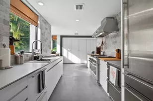 423 Chilean Ave, Palm Beach, FL 33480 - Photo 13