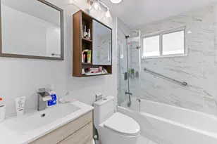 317 Saxony G, Delray Beach, FL 33446 - Photo 9