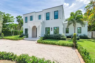 302 E Lakewood Rd, West Palm Beach, FL 33405 - Photo 3