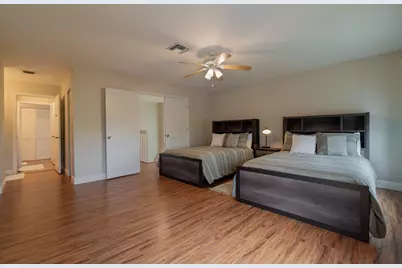 13547 Fountain View Boulevard, Wellington, FL 33414 - Photo 19