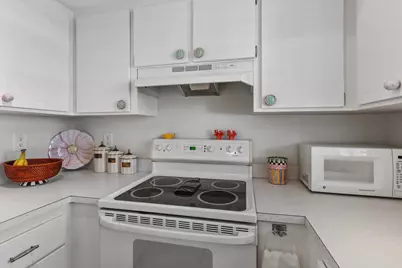 2929 SE Ocean Boulevard, Unit #115-7, Stuart, FL 34996 - Photo 15