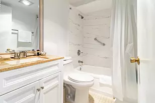 213 Fanshaw F, Boca Raton, FL 33434 - Photo 9