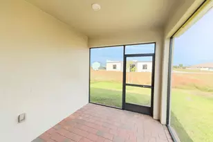 211 NE 20th St, Cape Coral, FL 33909 - Photo 17