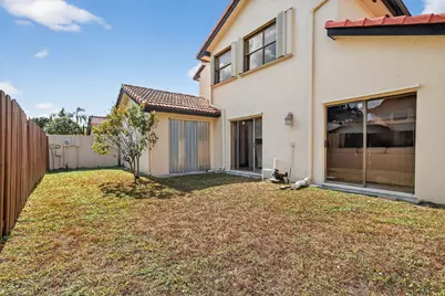 17349 NW 62nd Place, Hialeah, FL 33015 - Photo 43