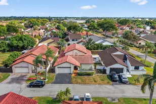 17349 NW 62nd Pl, Hialeah, FL 33015 - Photo 47