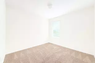 2220 NE 5th Ave, Cape Coral, FL 33909 - Photo 13