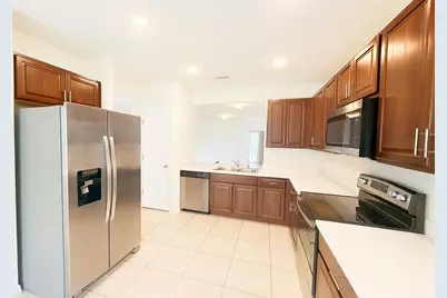 2220 NE 5th Avenue, Cape Coral, FL 33909 - Photo 7