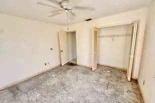 933 SE Streamlet Ave, Port Saint Lucie, FL 34983 - Photo 9