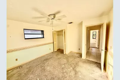 933 SE Streamlet Avenue, Port Saint Lucie, FL 34983 - Photo 5