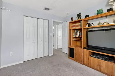 1238 NW 144th Terrace, Pembroke Pines, FL 33028 - Photo 27