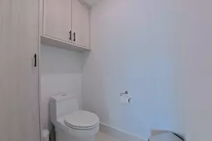 650 NE 32nd St, Miami, FL 33137 - Photo 23