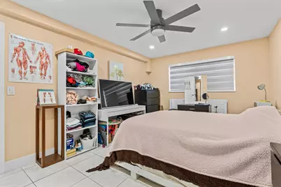 580 Egret Drive, Unit #123, Hallandale Beach, FL 33009 - Photo 17