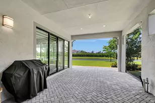 2848 Gin Berry Way, West Palm Beach, FL 33401 - Photo 7