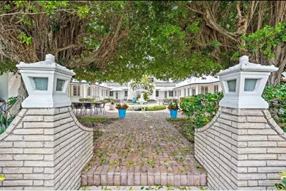 320 Inlet Way, Unit #1, Palm Beach Shores, FL 33404 - Photo 17