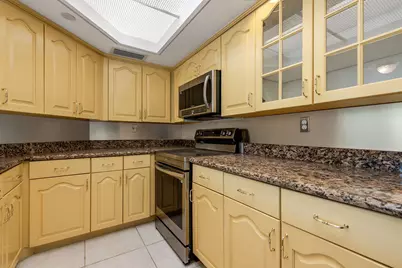 140 SE 5th Avenue, Unit #440, Boca Raton, FL 33432 - Photo 13
