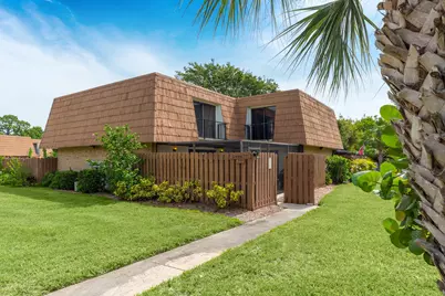 5962 SE Riverboat Drive, Unit #525, Stuart, FL 34997 - Photo 1