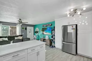 5865 SE Rosemont Ave, Stuart, FL 34997 - Photo 11