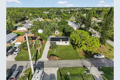 5865 SE Rosemont Avenue, Stuart, FL 34997 - Photo 35