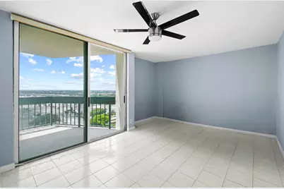 2400 Presidential Way, Unit #2006, West Palm Beach, FL 33401 - Photo 9