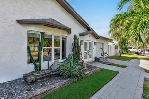 912 SE 15th Ct, Deerfield Beach, FL 33441 - Photo 5