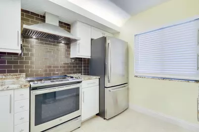 1301 Seafarer Circle, Unit #105, Jupiter, FL 33477 - Photo 21