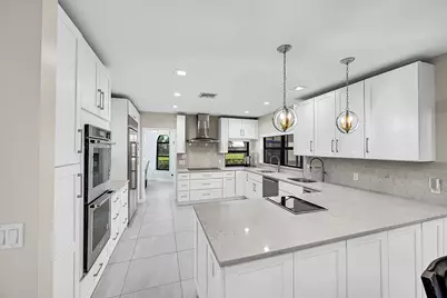 22573 Esplanada Drive, Boca Raton, FL 33433 - Photo 15