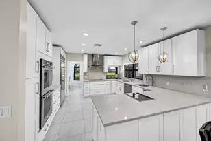 22573 Esplanada Dr, Boca Raton, FL 33433 - Photo 15