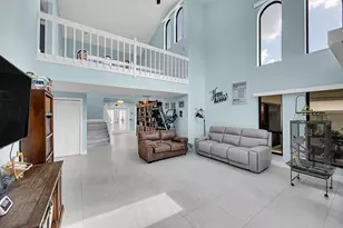 22573 Esplanada Dr, Boca Raton, FL 33433 - Photo 11