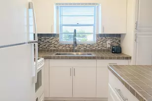 76 Dorchester D, West Palm Beach, FL 33417 - Photo 3