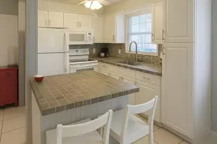76 Dorchester D, West Palm Beach, FL 33417 - Photo 5