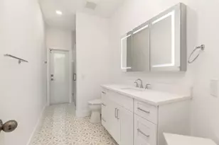 3317 Embassy Dr, West Palm Beach, FL 33401 - Photo 15