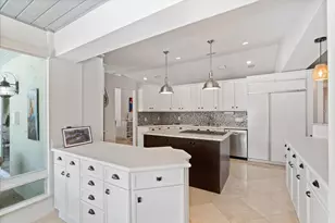 830 NE Boca Bay Colony Dr, Boca Raton, FL 33487 - Photo 15