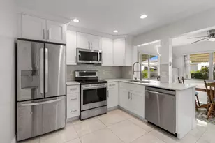 816 SW 18th Ct, Boynton Beach, FL 33426 - Photo 5