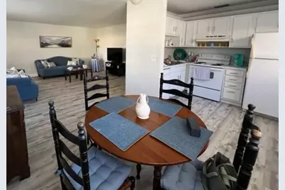 48 Woodland Drive, Unit #106, Vero Beach, FL 32962 - Photo 5