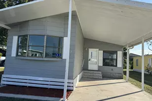 7 San Felipe, Fort Pierce, FL 34951 - Photo 3