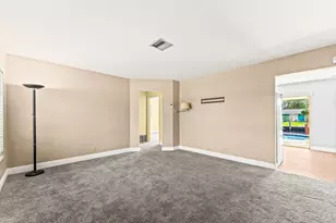 2000 NW 33rd Ct, Oakland Park, FL 33309 - Photo 17