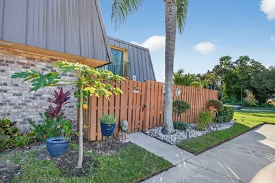 5773 SE Windsong Lane, Unit #603, Stuart, FL 34997 - Photo 5