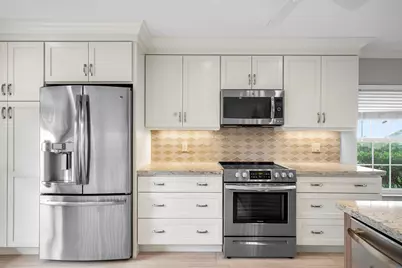 9200 SE Riverfront Terrace, Unit #E, Jupiter, FL 33469 - Photo 7