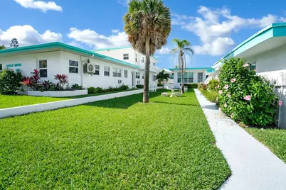 865 SE 20th Avenue, Unit #1, Deerfield Beach, FL 33441 - Photo 3