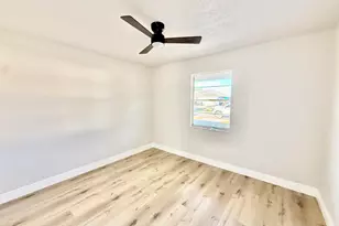 1722 SE Biddle Ln, Port Saint Lucie, FL 34983 - Photo 23