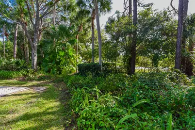 1567 SW Harbour Isles Circle, Port Saint Lucie, FL 34986 - Photo 35