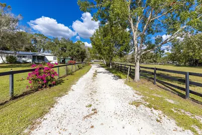 23801 SW Martin Highway, Okeechobee, FL 34974 - Photo 1