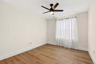 9858 Shepard Pl, Wellington, FL 33414 - Photo 47