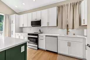 9858 Shepard Pl, Wellington, FL 33414 - Photo 15