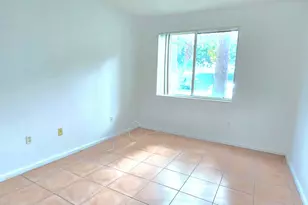 1000 Scotia Dr, Hypoluxo, FL 33462 - Photo 9