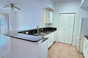 1000 Scotia Dr, Hypoluxo, FL 33462 - Photo 3